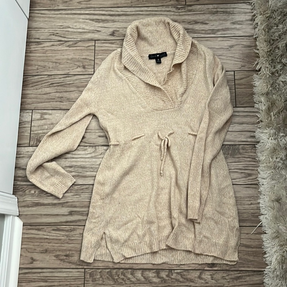 Cute maternity sweater